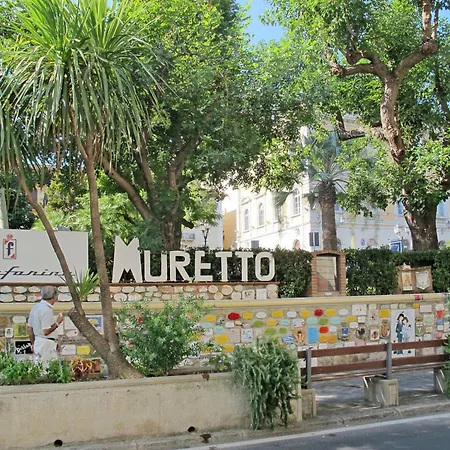 Carlotta By Interhome アラッシオ